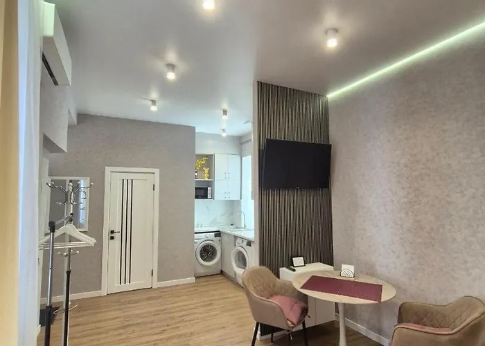 Luxury Flat Near Opera 3 Apartman