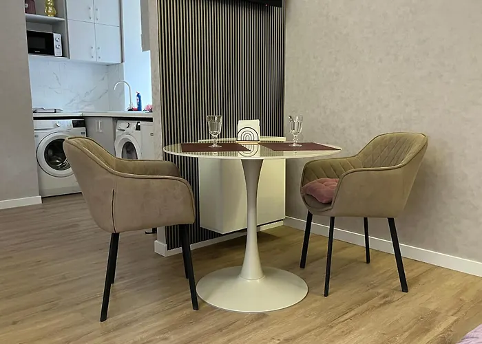 Luxury Flat Near Opera 3 Διαμέρισμα Λβιβ