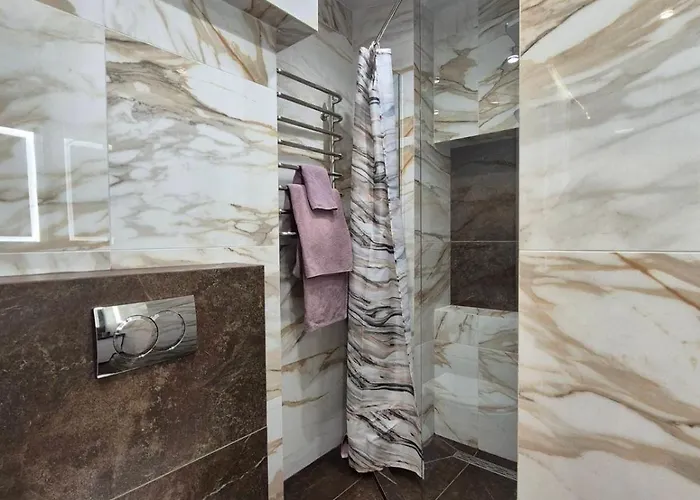 Διαμέρισμα Luxury Flat Near Opera 3 *